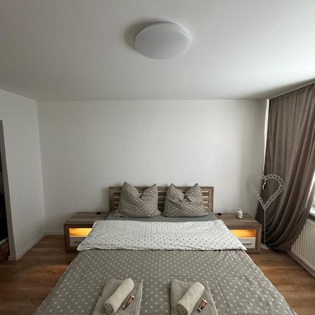 Modern Central Apartment Nitra Exterior foto