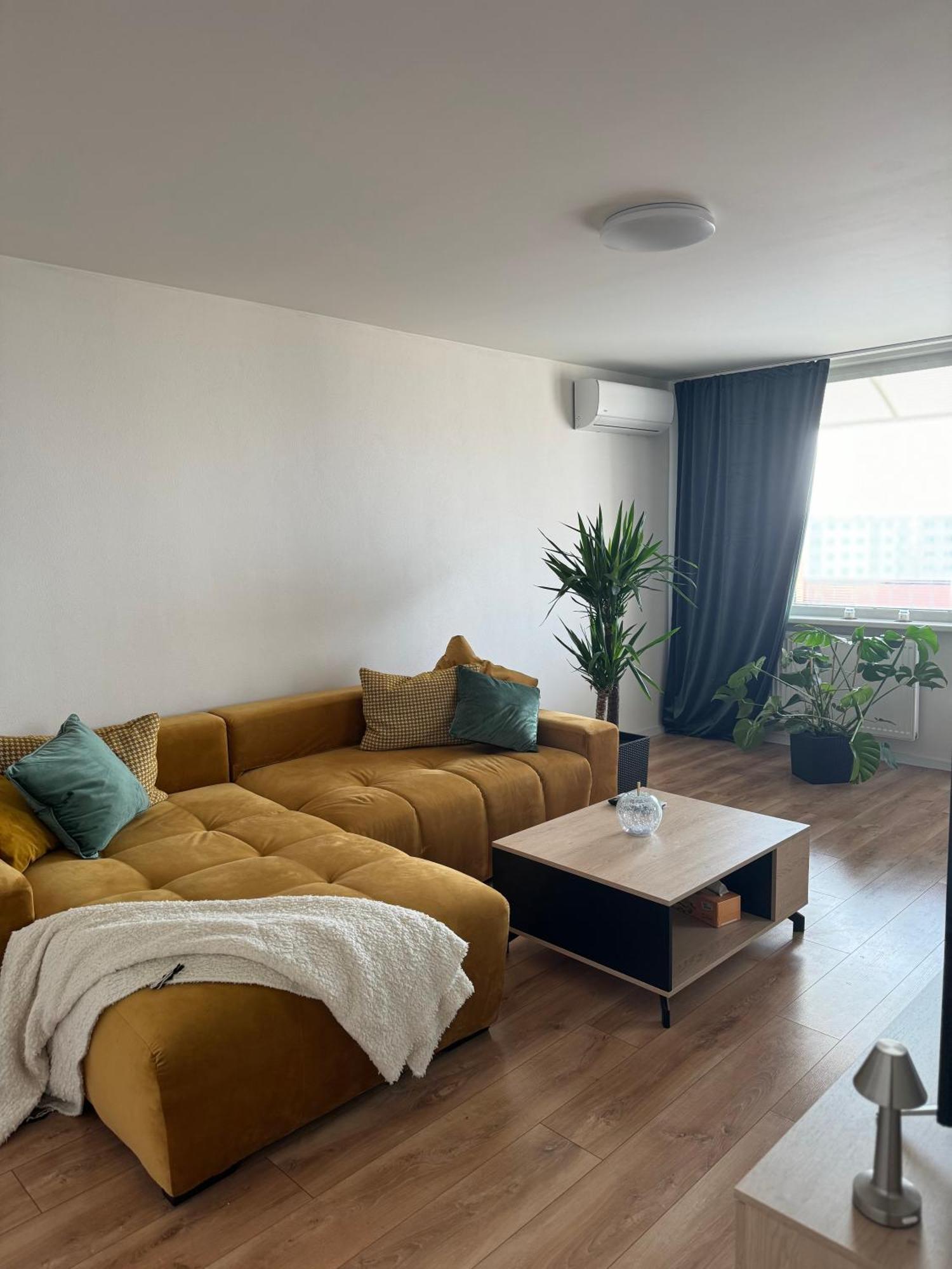 Modern Central Apartment Nitra Exterior foto